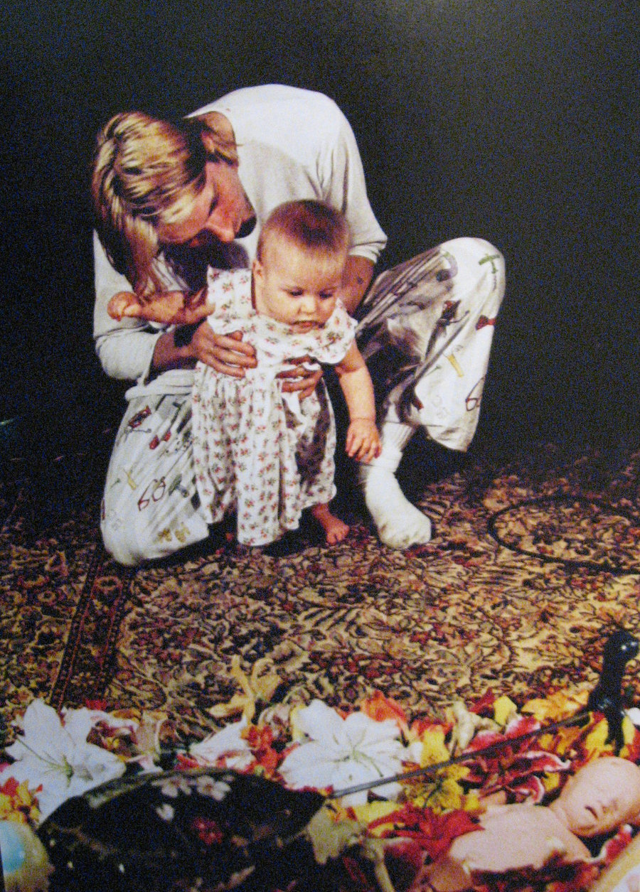kurt_cobain_in_utero_back_cover_collage_frances